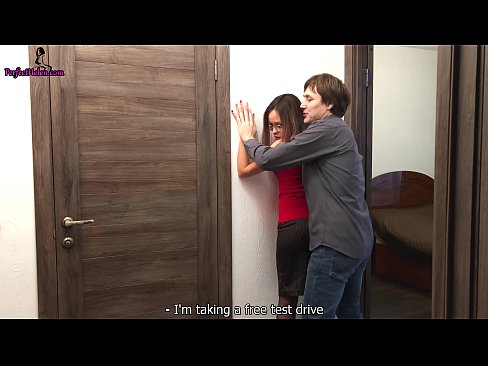 ❤️ Imobiliário Sensually Jerks Her Pussy e Fuck Enquanto Vende o Seu Apartamento - Krempai ❤ Porno em nós ️❤