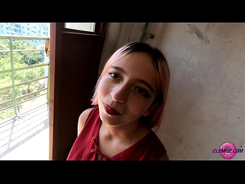 ❤️ Estudante Sensual Chupa um Estranho no Outback - Cum On His Face ❤ Porno em nós ️❤